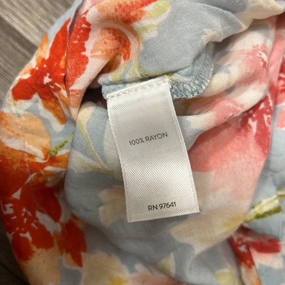 J. Jill Open Shoulder Light Blue Floral Blouse Like New - Picture 8 of 8